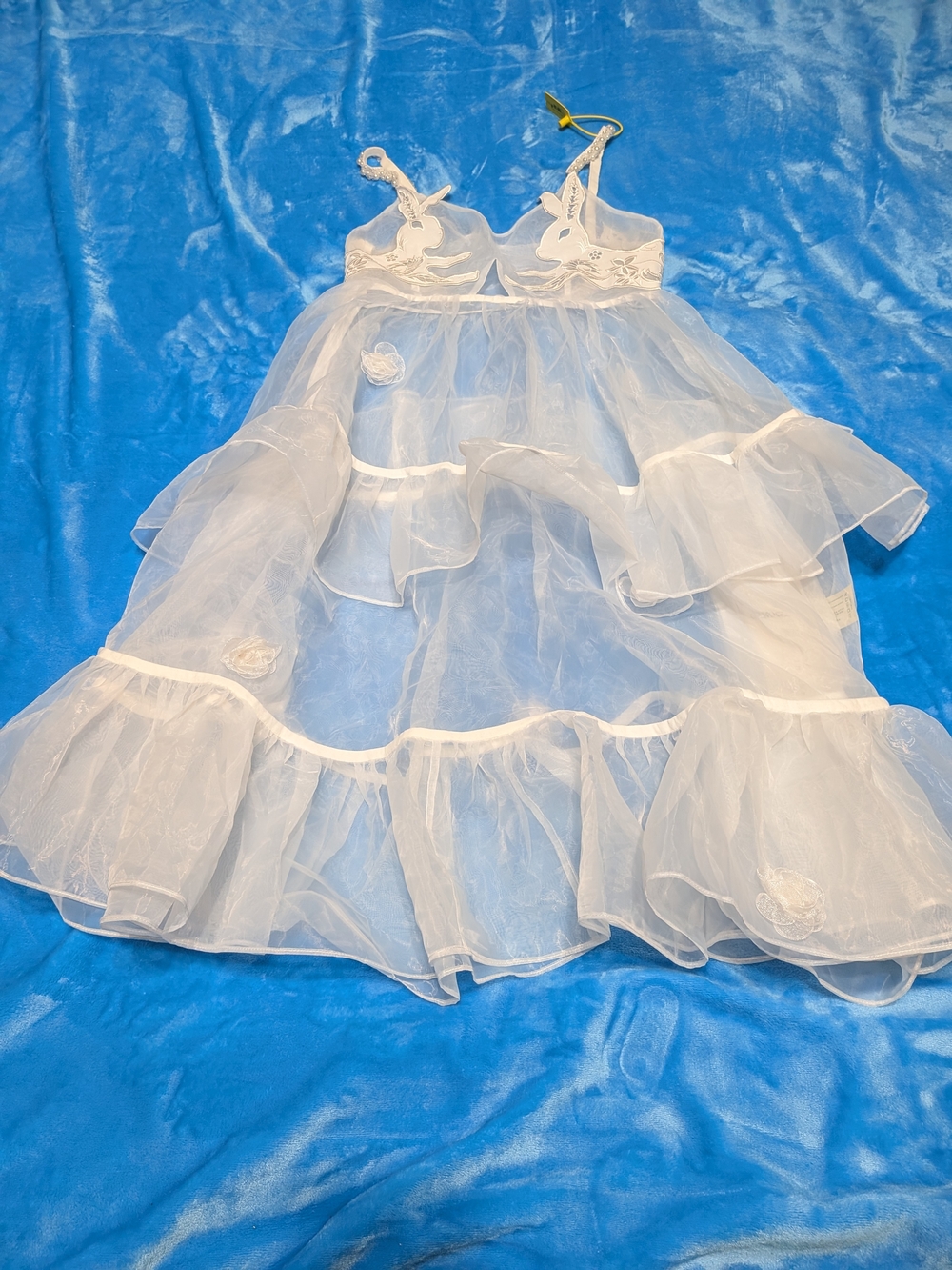 🐰✨ Whimsical Charm: Bunny-Appliqué Sheer Tulle Formal Dress ✨🐰